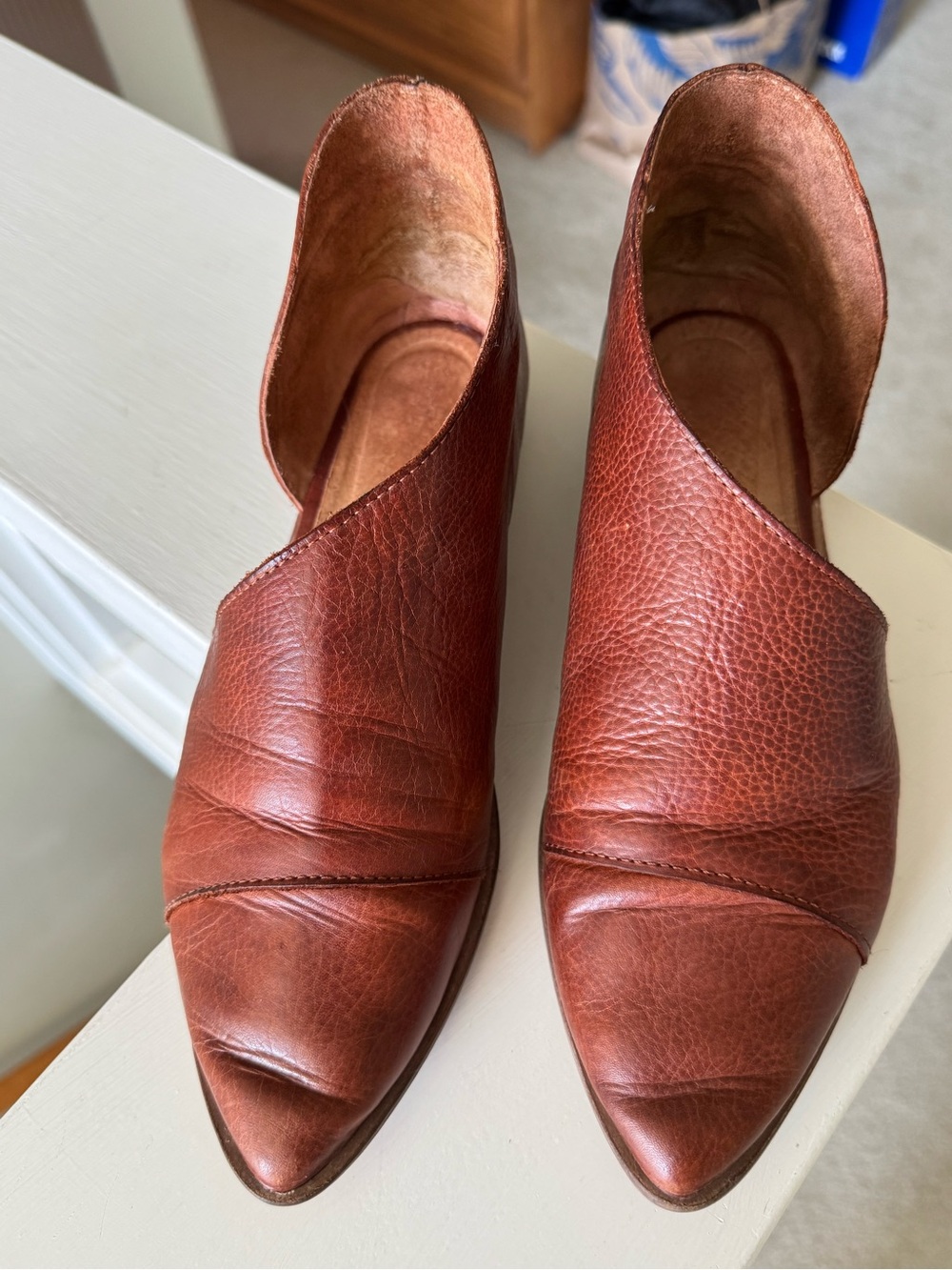 Women's Free People Pointed Toe Slip-On Leather Shoes - Brown